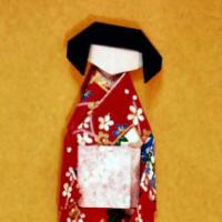 
<span>Woman wearing kimono</span>
