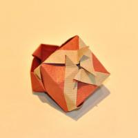 
<span>Gift Box</span>
