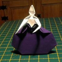 
<span>Dancing Lady</span>
