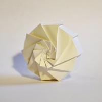 
<span>10 Pleats Box</span>
