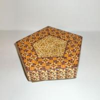 
<span>Pentagon Box</span>
