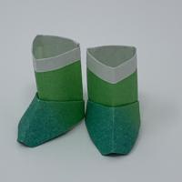 
<span>Boots</span>
