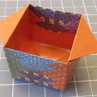
<span>Box With Triangular Handles</span>
