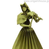 
<span>Violinist</span>
