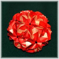 
<span>Royal Rose Kusudama</span>
