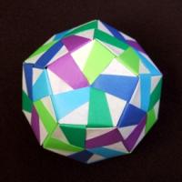 
<span>Kusudama Dodecahedron</span>
