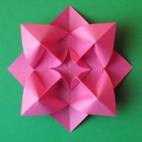 Curved flower
