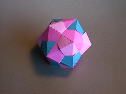 An icosahedron with 6 units