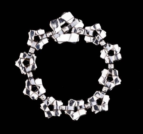 Dix Etoiles Fine Silver